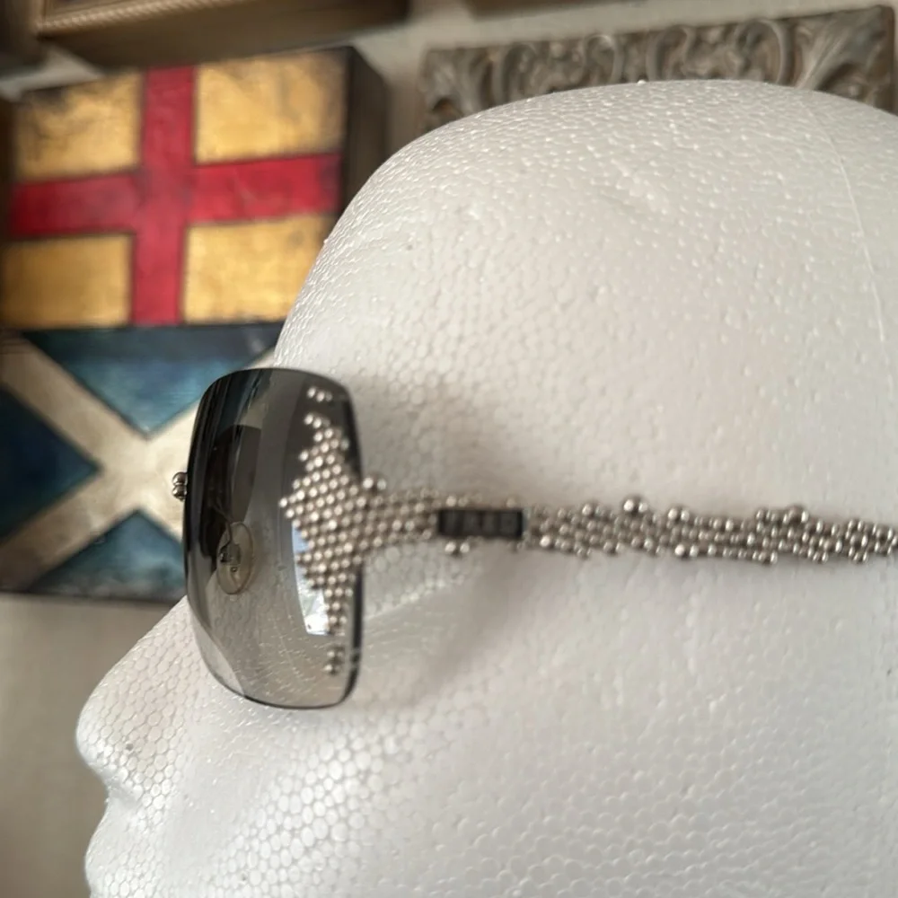 Fred Lunettes Pearls‎ Platinum Luxury Sunglasses Gray Gradient Lenses
